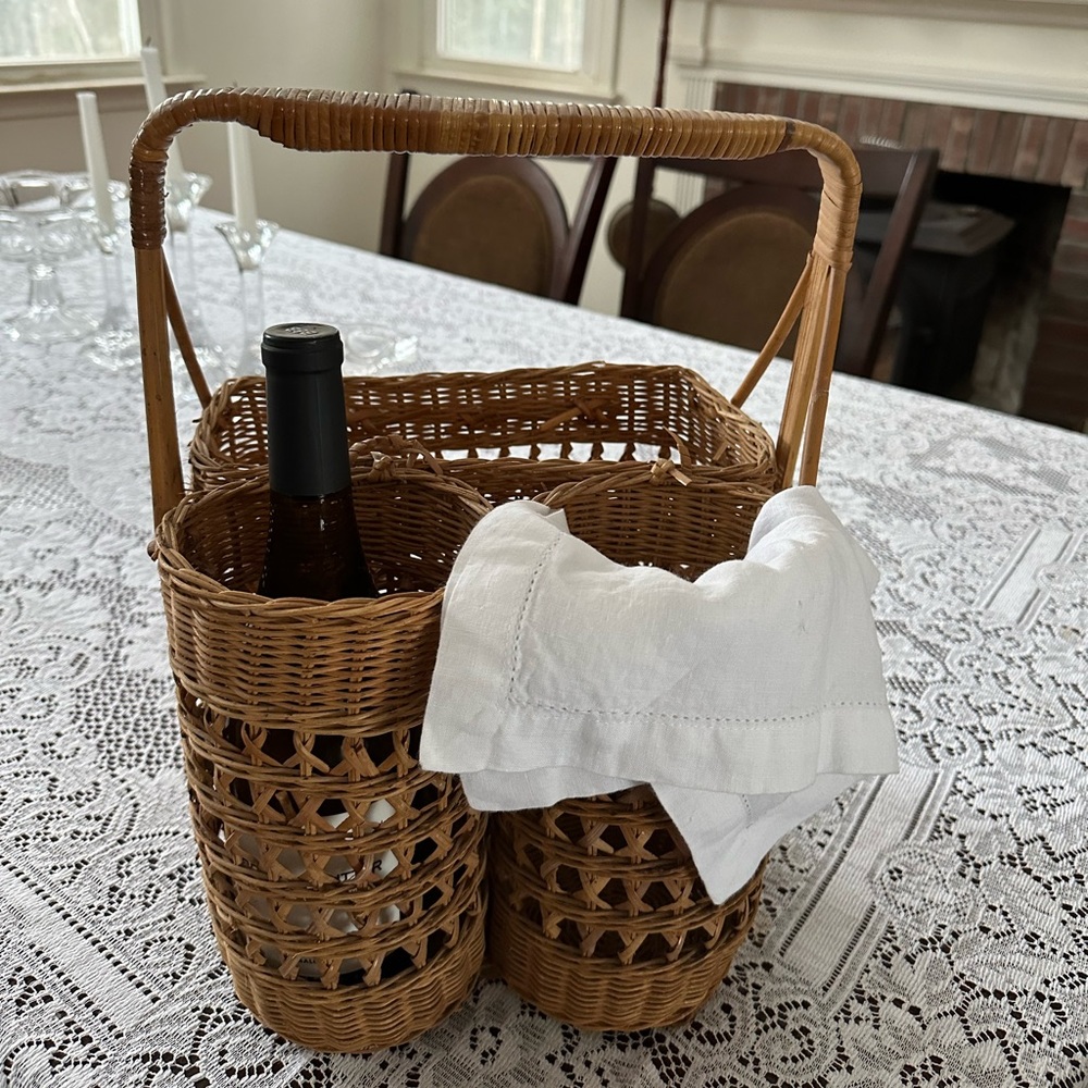 Vintage cane picnic basket (Anthropologie Look A Like)